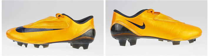 Sepatu Football / Bola Nike Mercurial Vapor XI CR7 FG