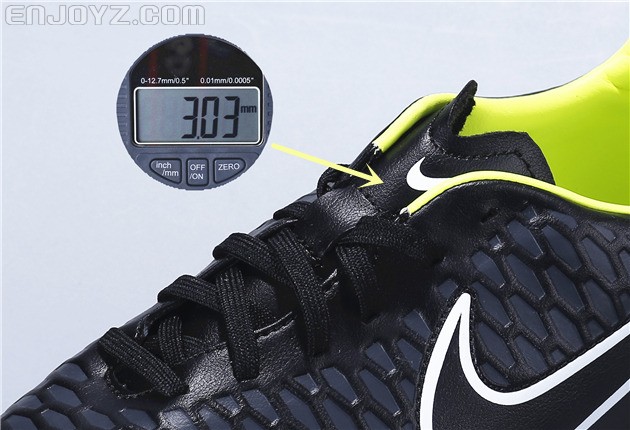 魔鬼的步伐--Nike Magista Onda AG静态评测 -