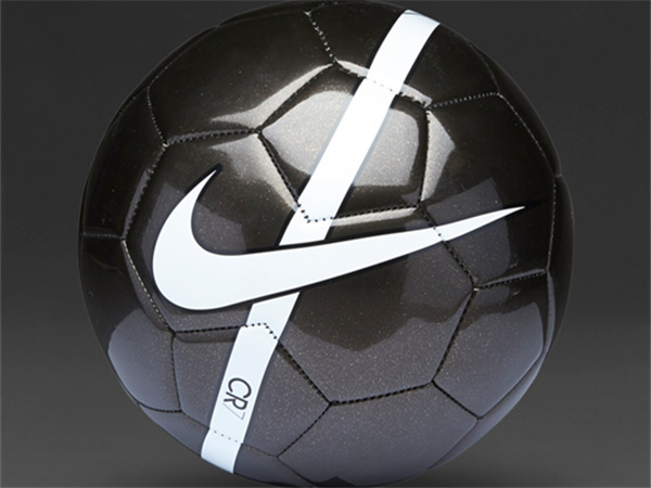 nike 足球_1998 nike 足球广告_nike足球
