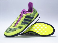 adidas Primeknit 2.0 Boost 绿紫配色针织足球鞋