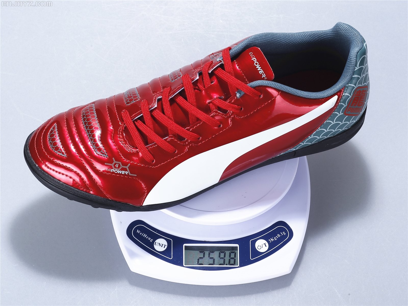 战龙在野—puma evopower 4.2 gragon tt碎钉足球鞋静态评测