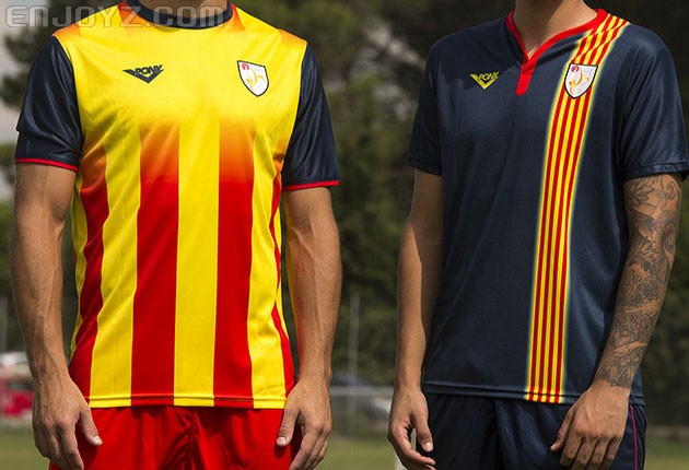 行走中的大师--哈维职业生涯的经典球衣 - 球衣