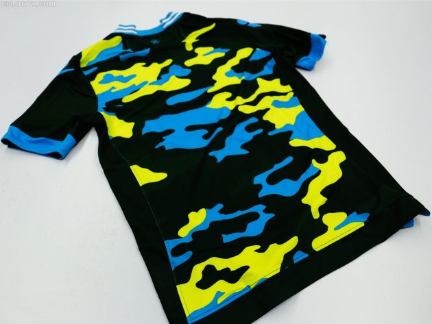 三合一野战部队 那不勒斯13\/14赛季第三客场球