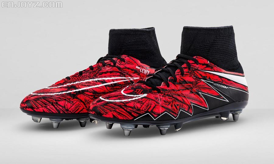 耐克为莱万多夫斯基推出特别版hypervenom ii - 球鞋 - 足球鞋足球