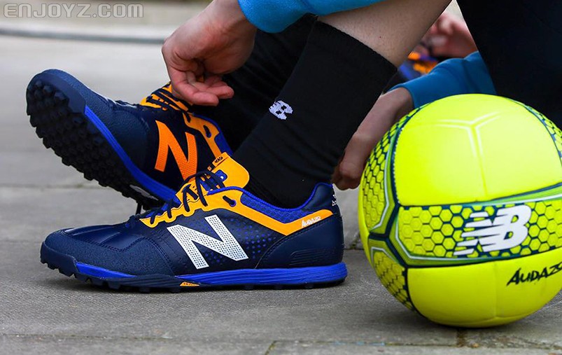 New Balance发布小场足球鞋Audazo系列 - 球鞋