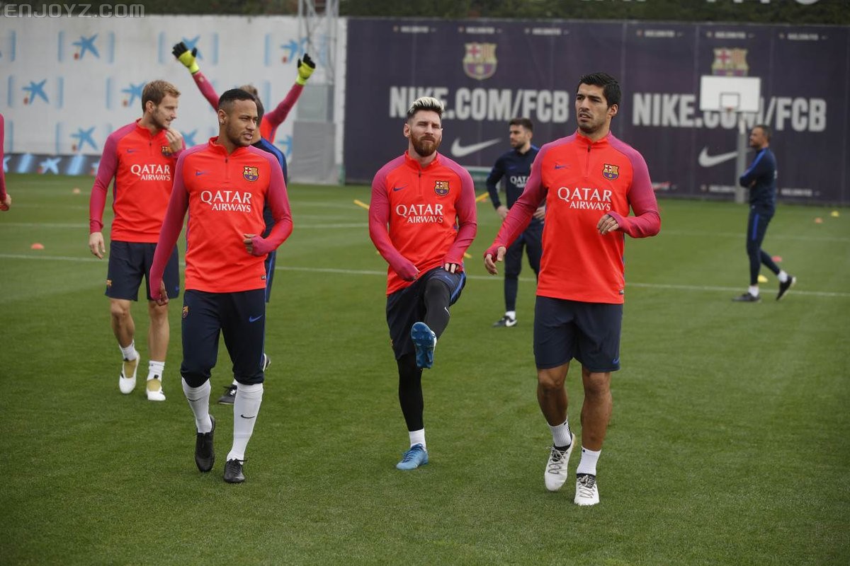 内马尔又换鞋!这双小黑鞋是什么? - 球鞋 - 足球