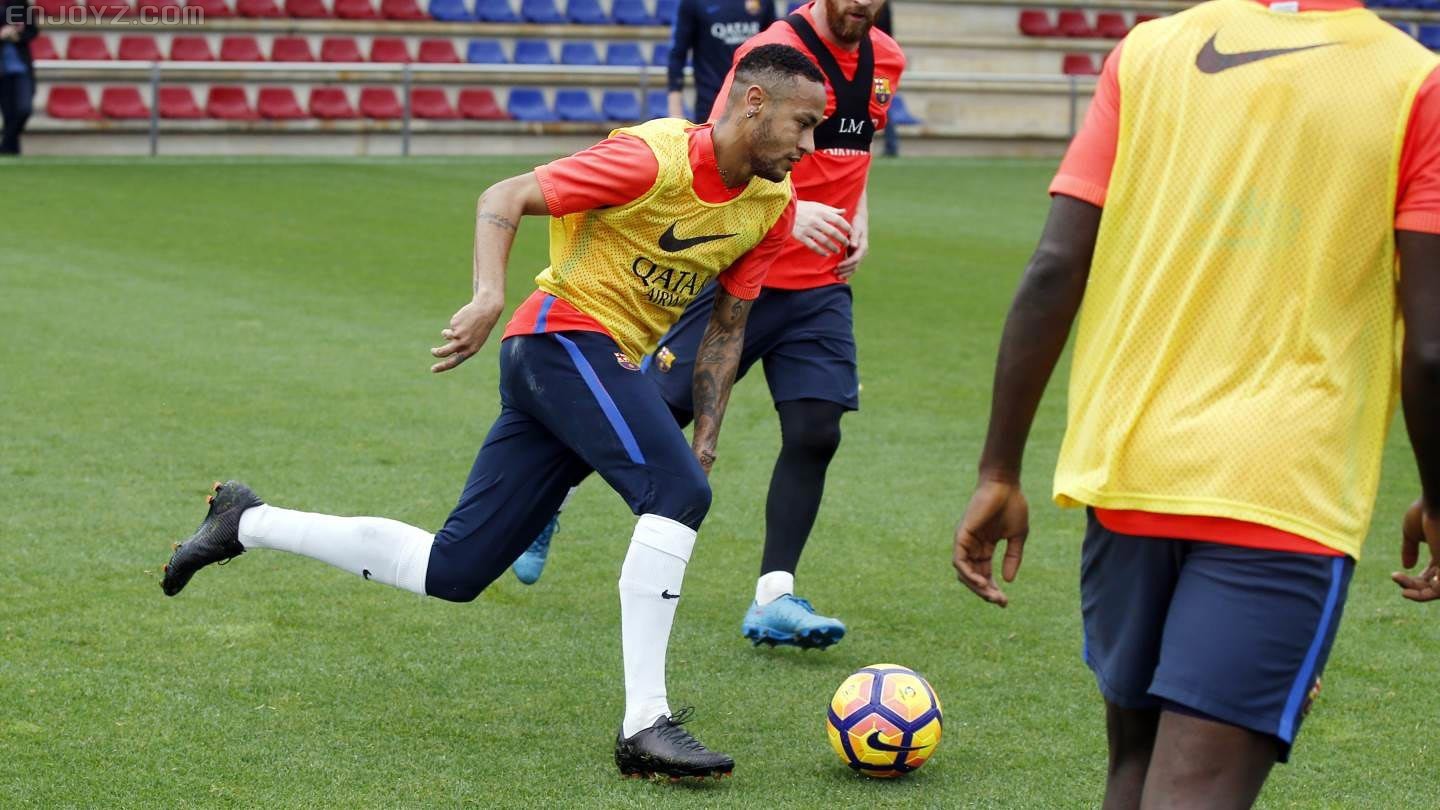 内马尔又换鞋!这双小黑鞋是什么? - 球鞋 - 足球