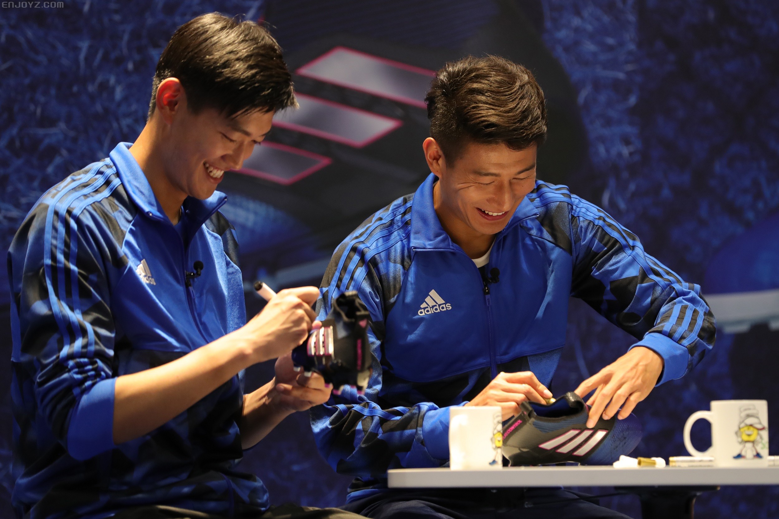 #决不套路#阿迪达斯携手中超球员发布全新蓝