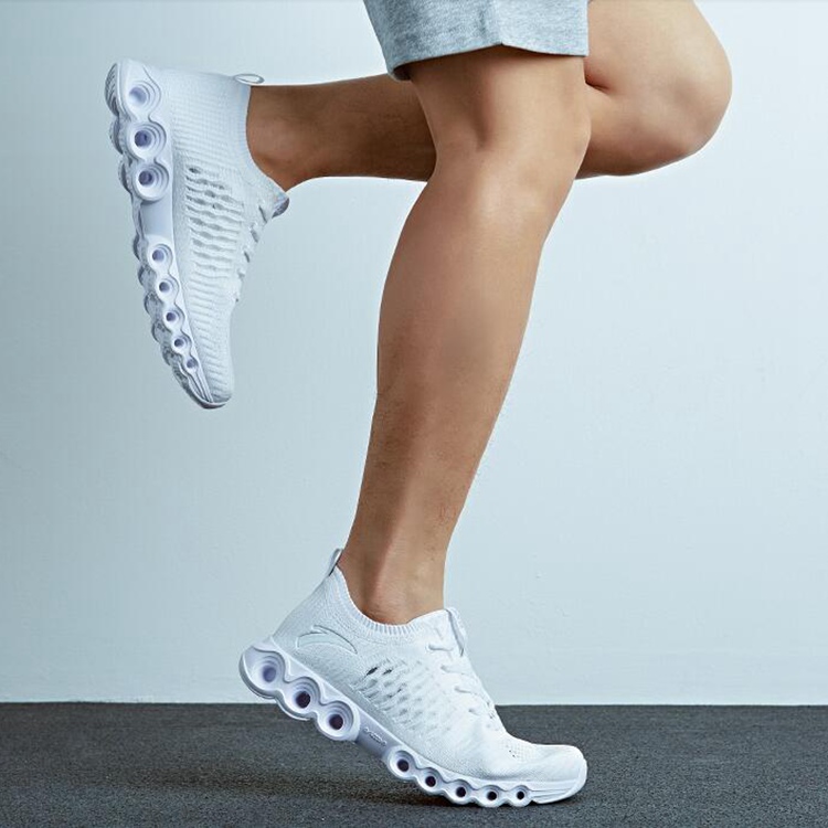 金秋锻炼季 有它们跑得更轻松 - 足球鞋价格_导