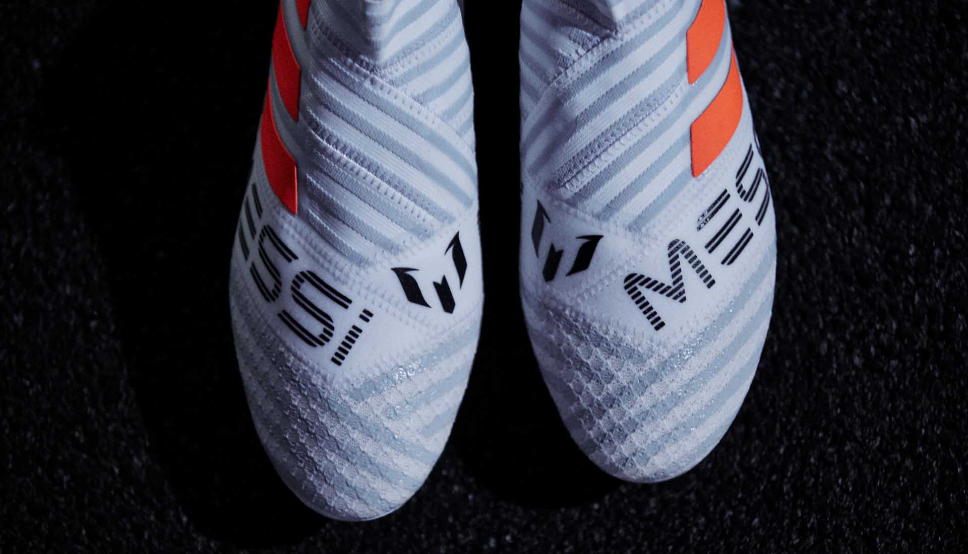 炽焰!近观阿迪达斯梅西专属配色Nemeziz 17+足