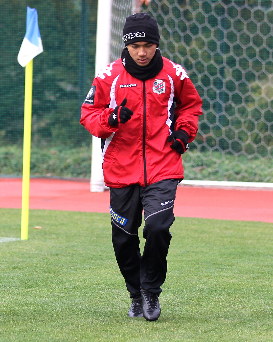 泰国梅西正式签约美津浓