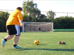 胖不是问题，胖子一样能踢出炫技足球
