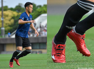 各不相同！探秘日本国脚的Rebula 2 V1 Japan足球鞋-ENJOYZ足球装备网手机版