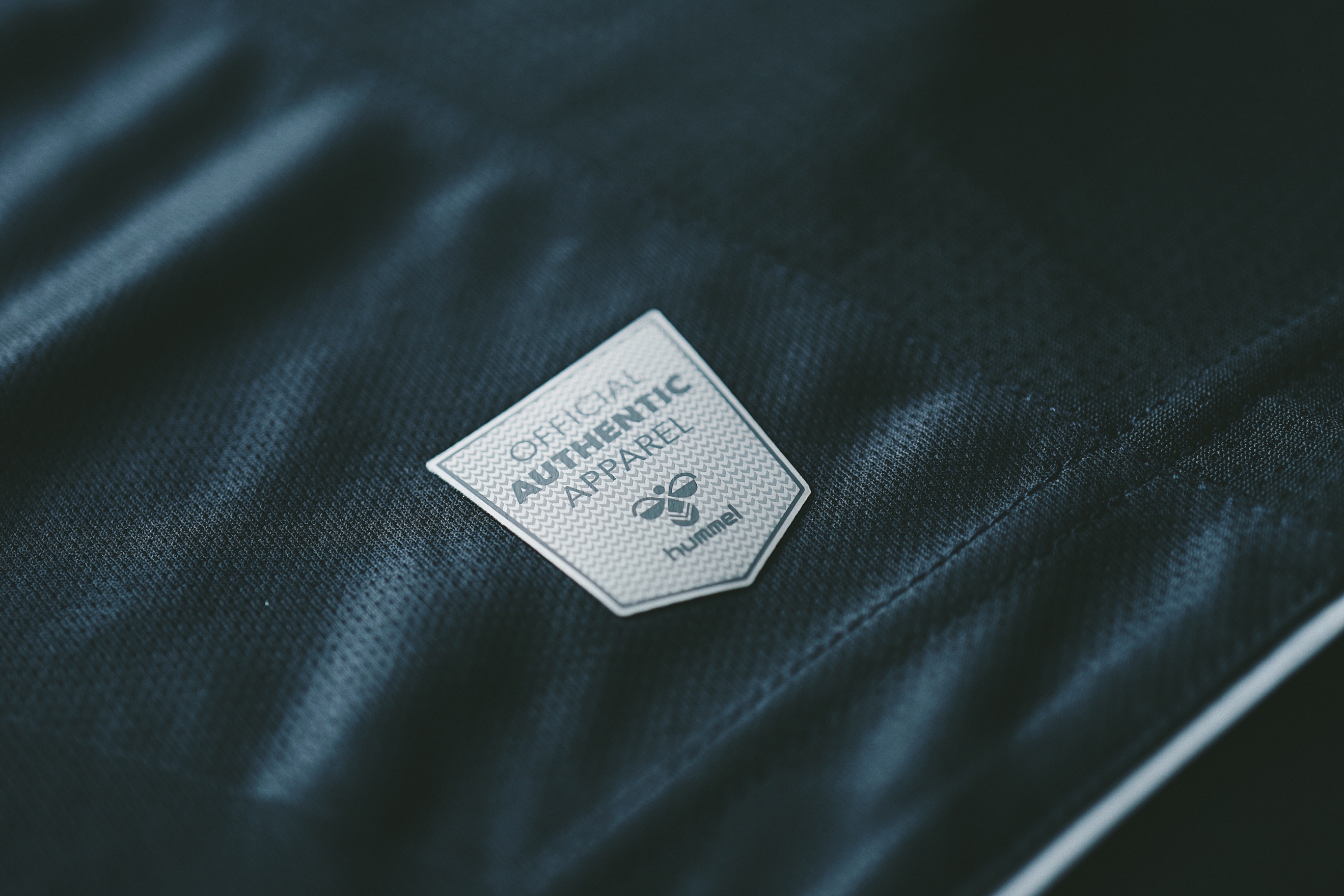 EZer说丨如果全部出局,丹麦冰岛的世界杯球衣