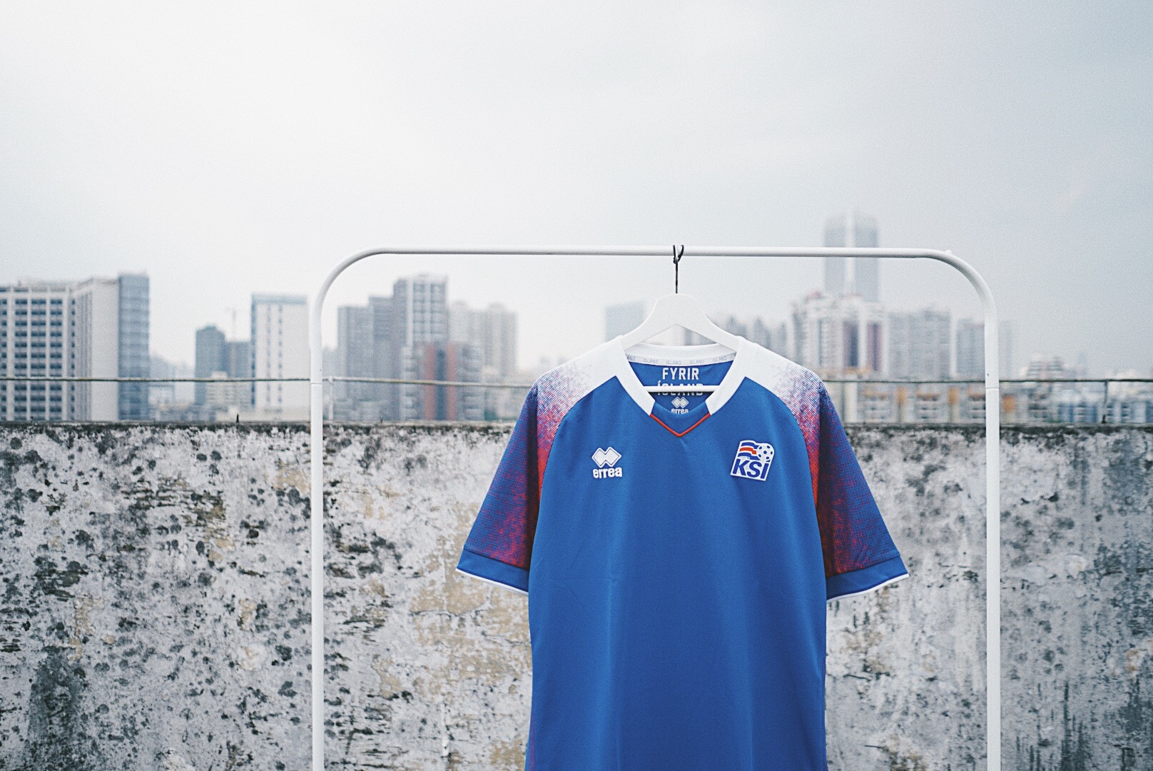 EZer说丨如果全部出局,丹麦冰岛的世界杯球衣