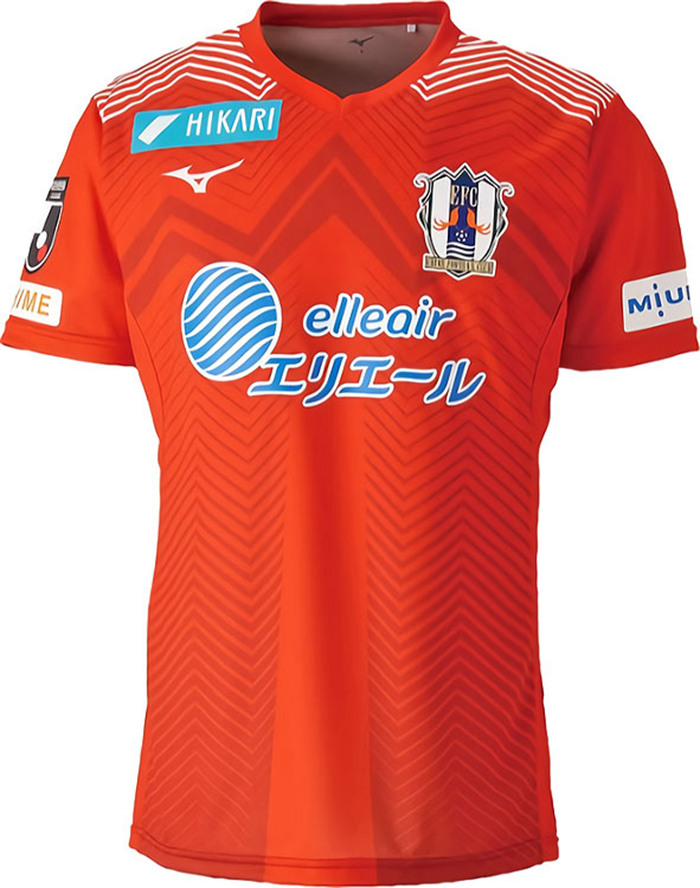 爱媛FC发布2019赛季主客场球衣