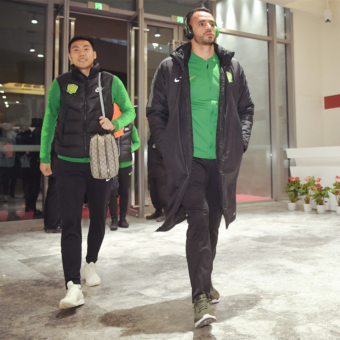天朗足球 nike2019中超申花上港苏宁国安华夏亚泰球员n98茄克外套