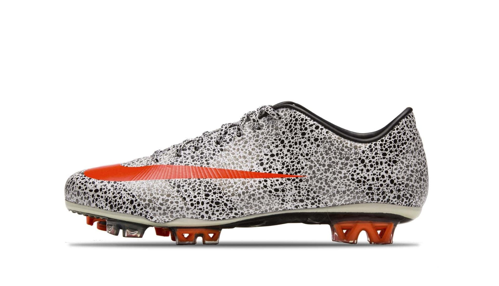 2.cr mercurial superfly iii "safari black" – 2011年4月