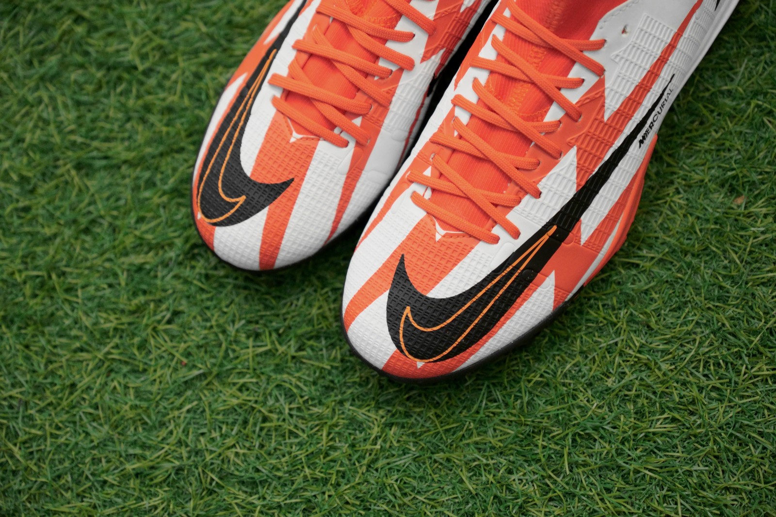 superfly,vapor nikemercurialsuperfly8academycr7tfsparkpositivity足球鞋