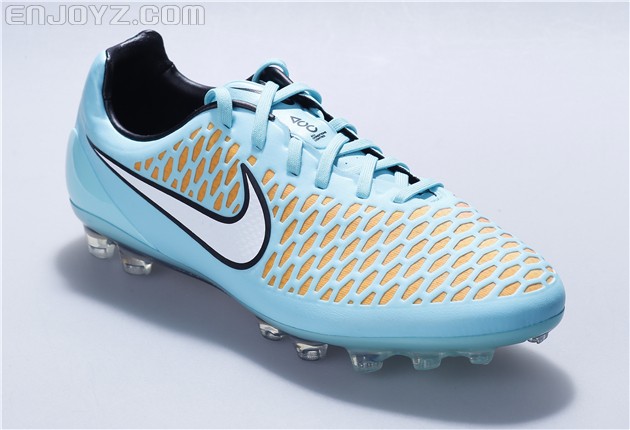 青出于蓝—nike magista opus ag 鬼牌静态评测