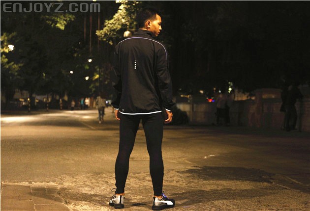 cat powered评测编辑总结: nightcat powered系列夜跑装备商品信息