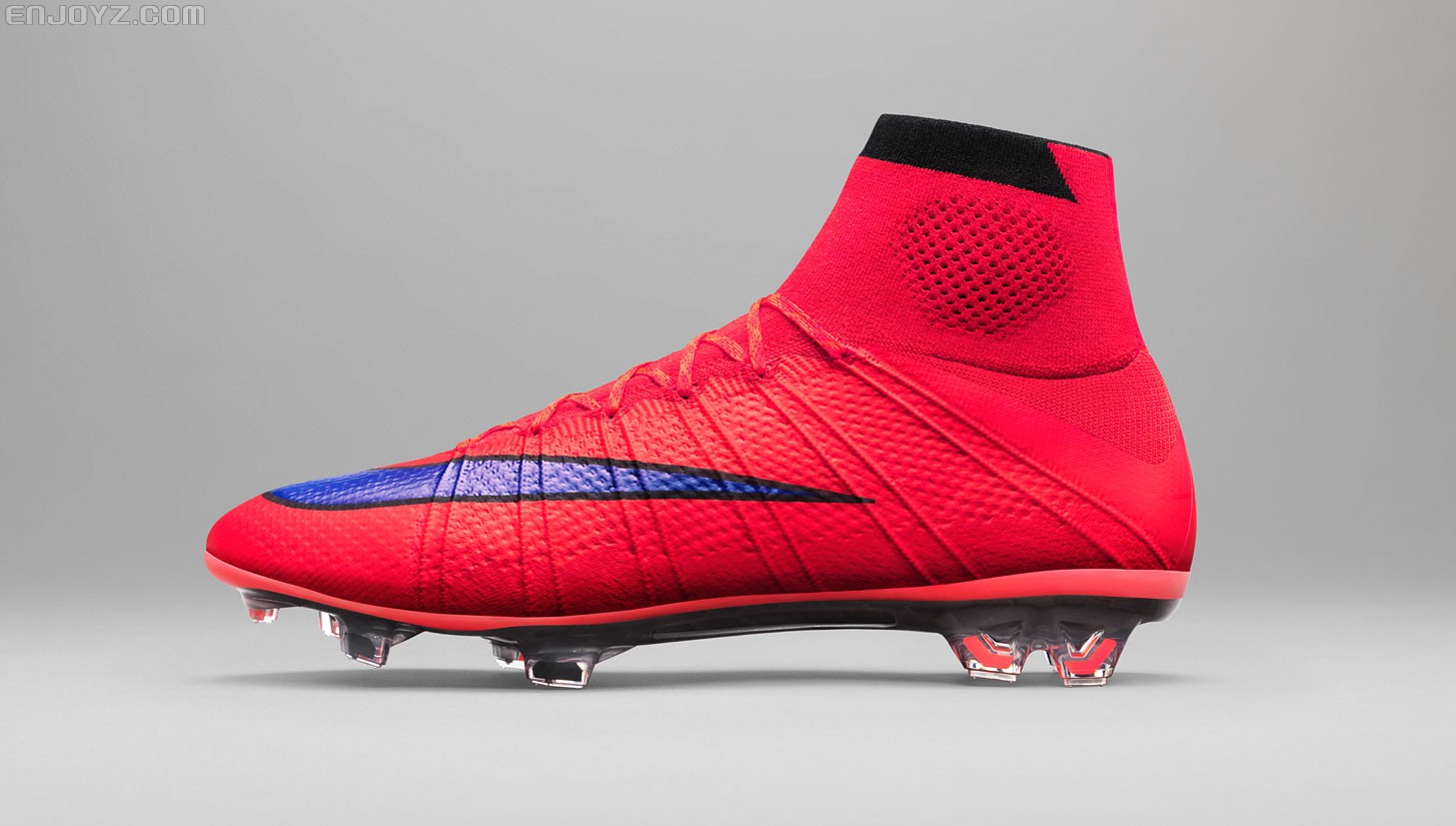 耐克发布热浪主题套装足球鞋