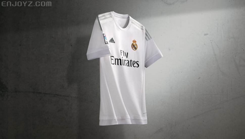 只为完美 皇家马德里15/16赛季主客场球衣发布