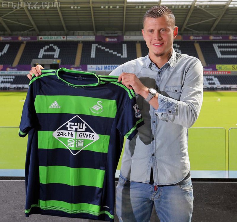 史无前例 斯旺西15/16赛季客场球衣发布