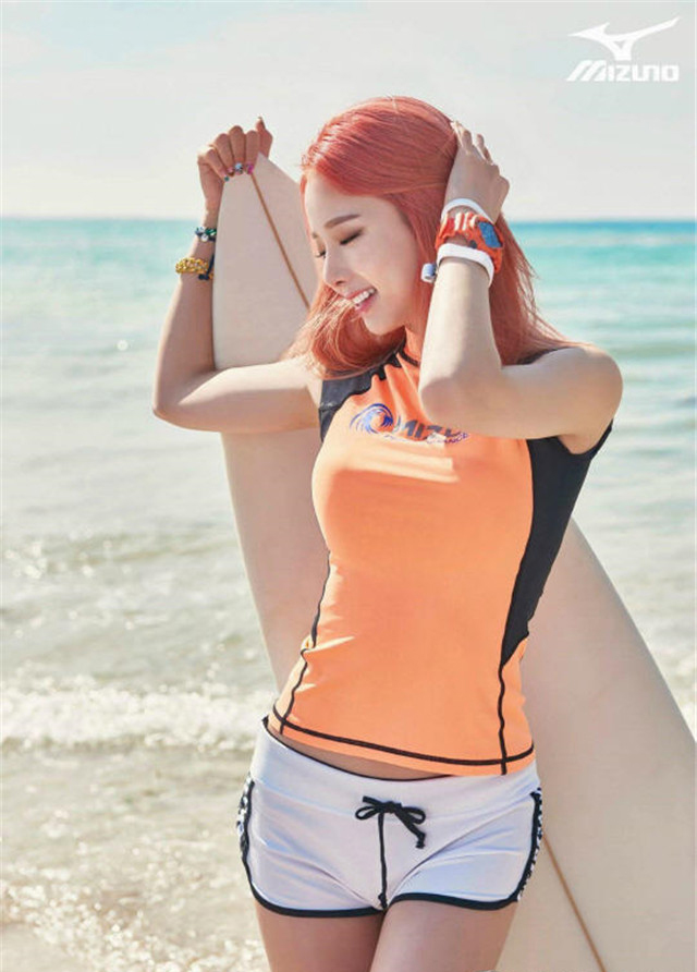 韩性感女团运动写真每日粉丝福利167期