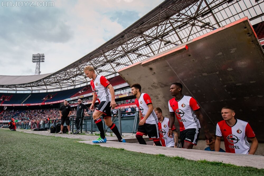 费耶诺德发布2016-17赛季主场球衣