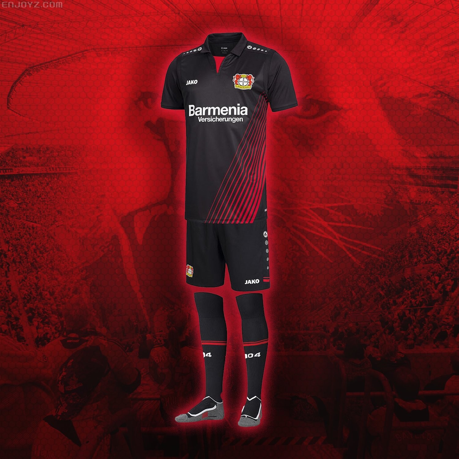 勒沃库森发布2017-18赛季主场球衣