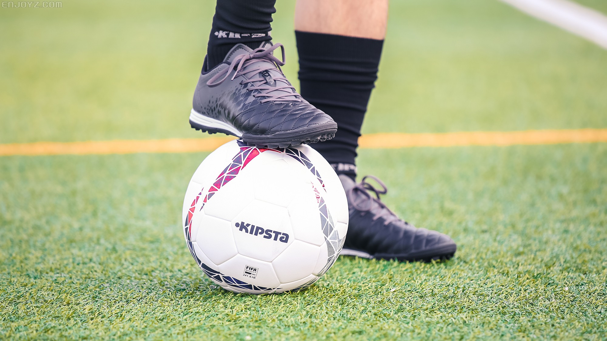 掌控小场可否依赖迪卡侬kipsta agility900 tf?实测告诉你