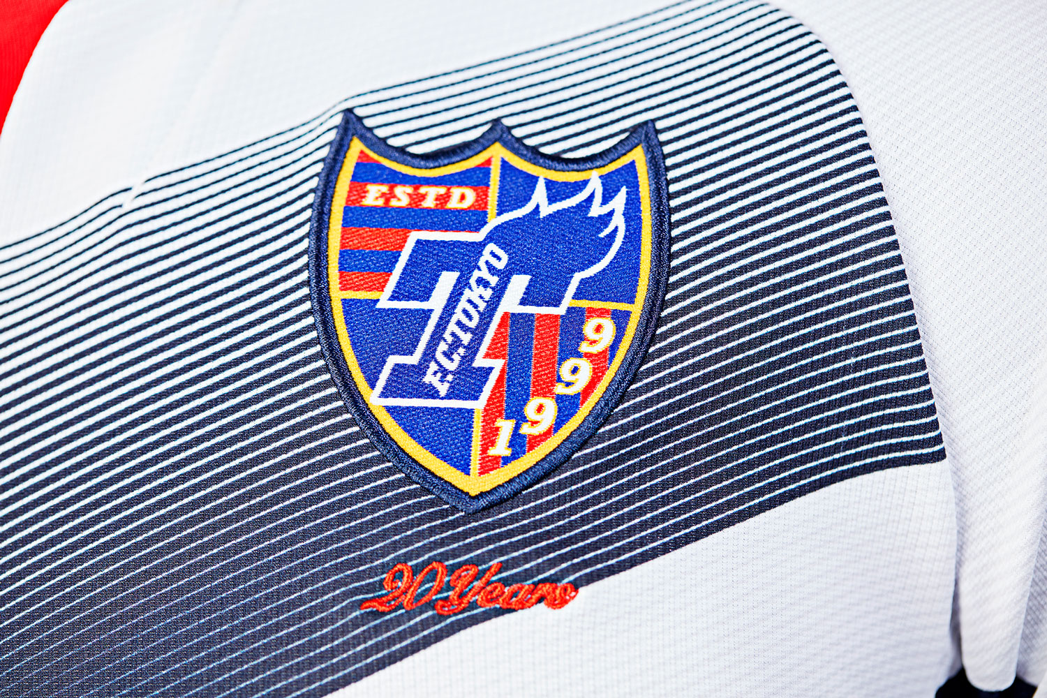 东京fc队徽图片