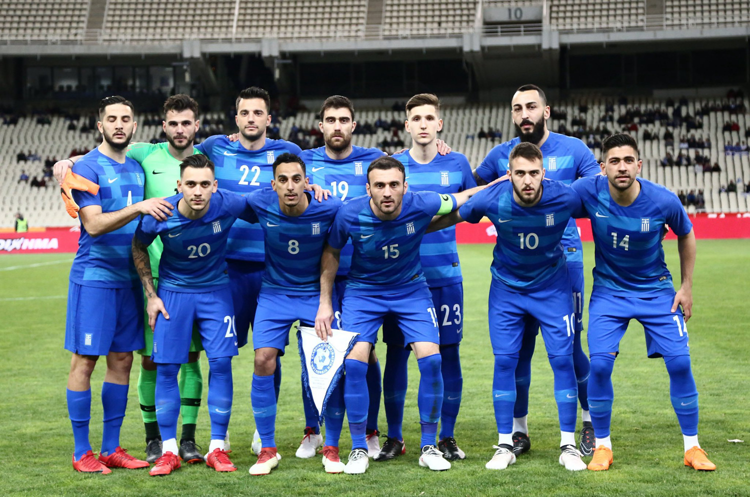 希腊国家队2018主场球衣发布 - 球衣 - 足球鞋足球装备门户_enjoyz