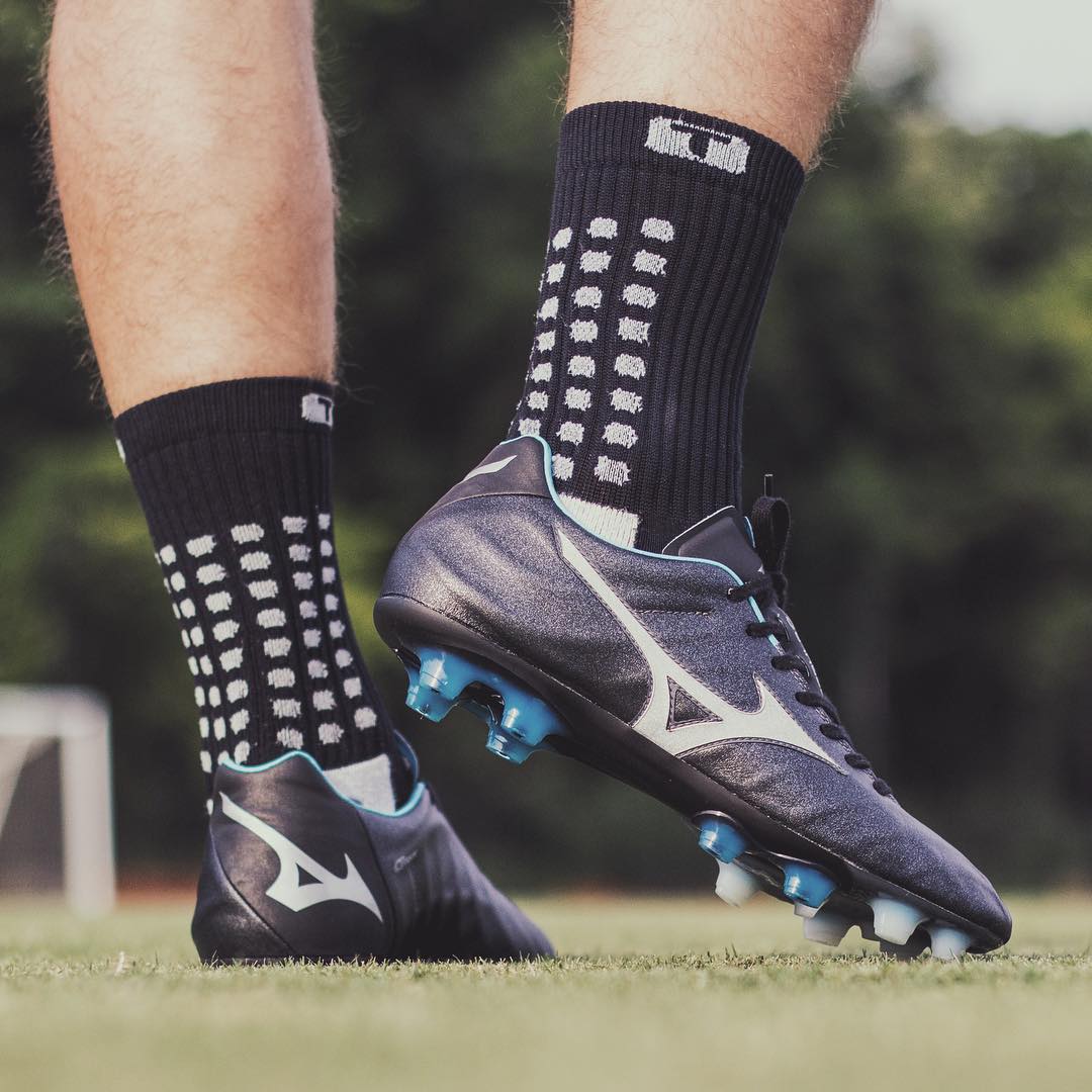 足球袜也遵循"颜值即正义"?