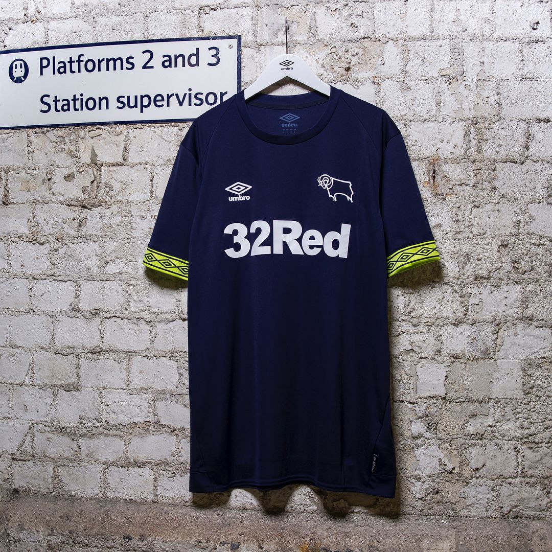 umbro发布德比郡新赛季客场球衣