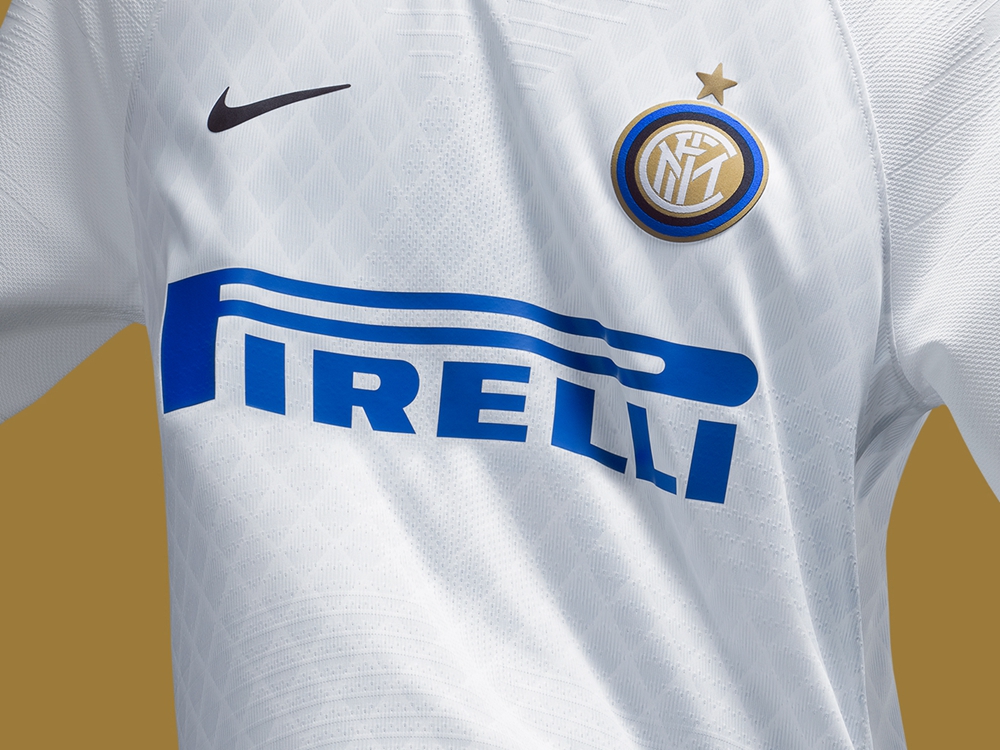 耐克发布国际米兰2018/19赛季客场球衣