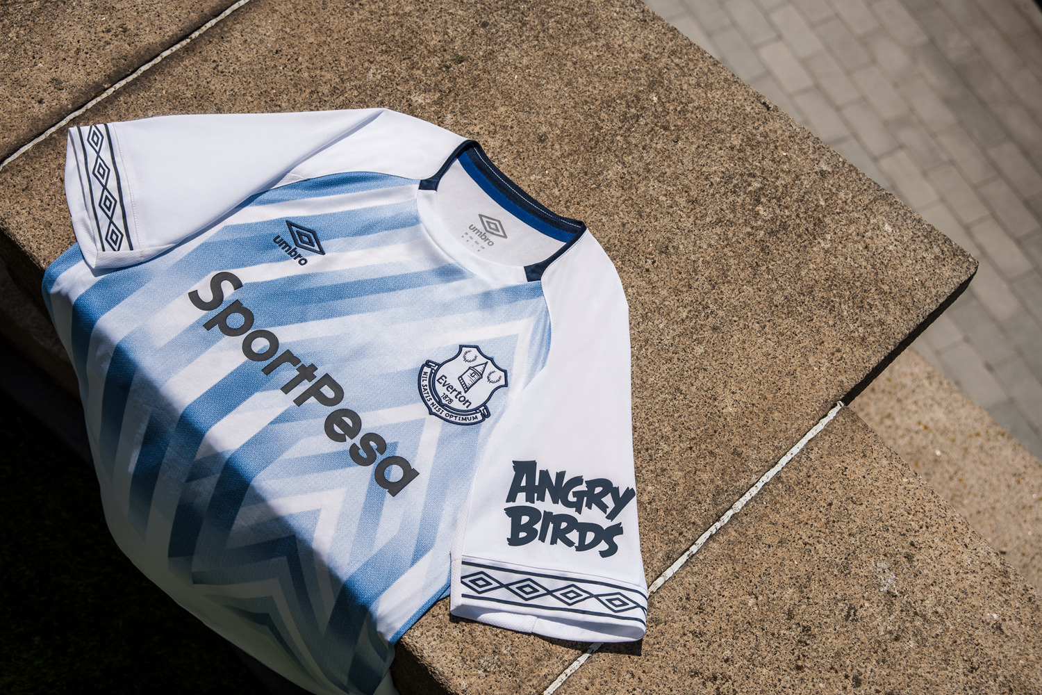 umbro发布埃弗顿2018/19赛季第二客场球衣