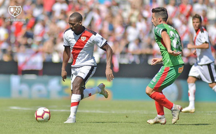 不同的绿茵赛场 同样的雄心壮志 - 其他 - 足球鞋足球装备门户_enjoyz