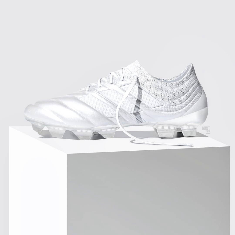 托尼·克罗斯上脚全白定制款adidas copa 19.1足球鞋