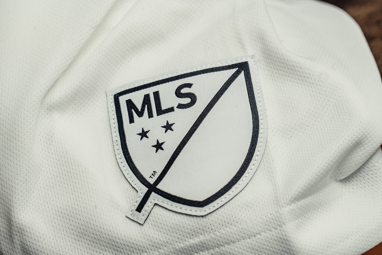 华盛顿特区联2019赛季客场球衣发布