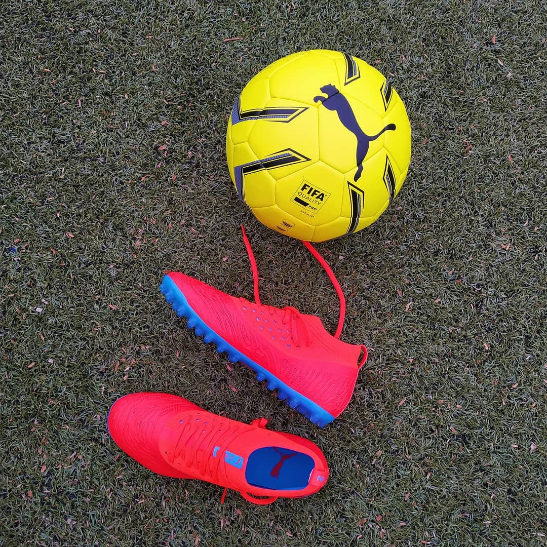 足球装备大咖会选什么tf比赛