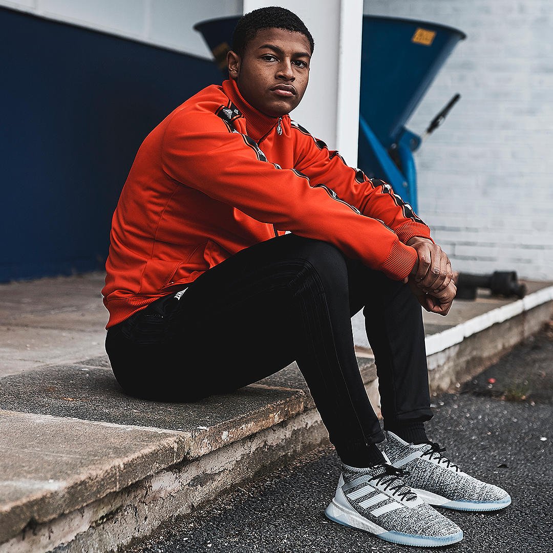 推荐产品:adidas original ozweego