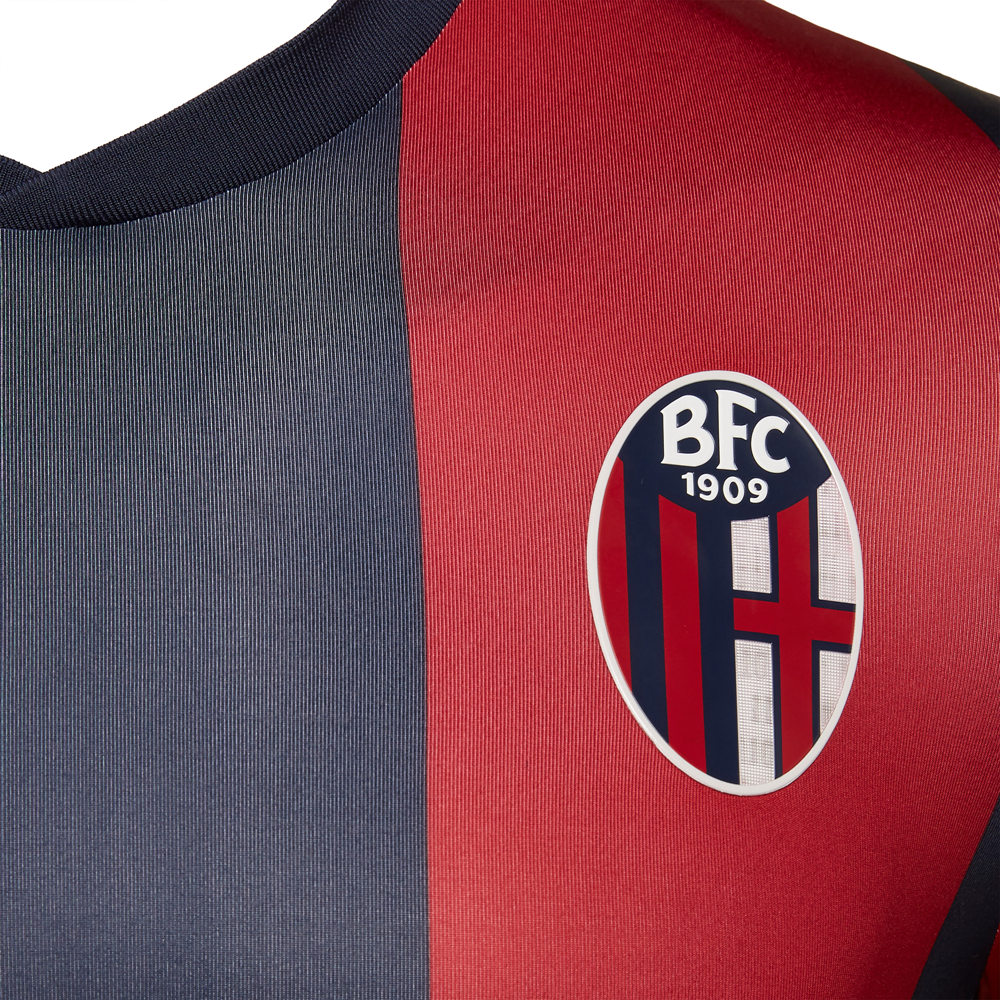 macron发布博洛尼亚201920赛季主客场球衣