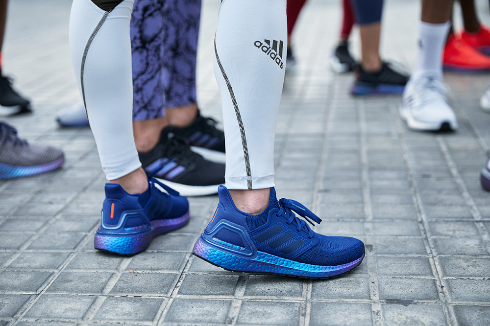阿迪达斯发布ultraboost20限定款跑鞋