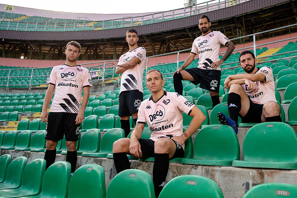 kappa发布巴勒莫201920赛季主场球衣