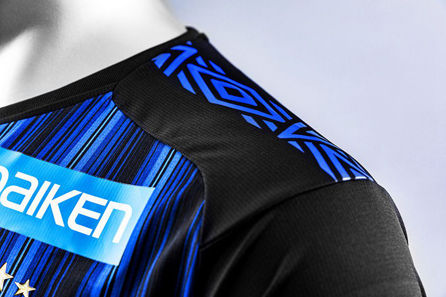 umbro发布大阪钢巴2020赛季主客场球衣