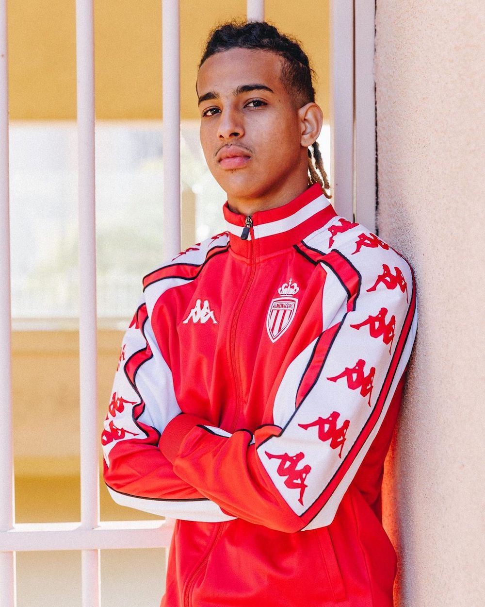 kappa为摩纳哥推出"kombat xx"系列服饰