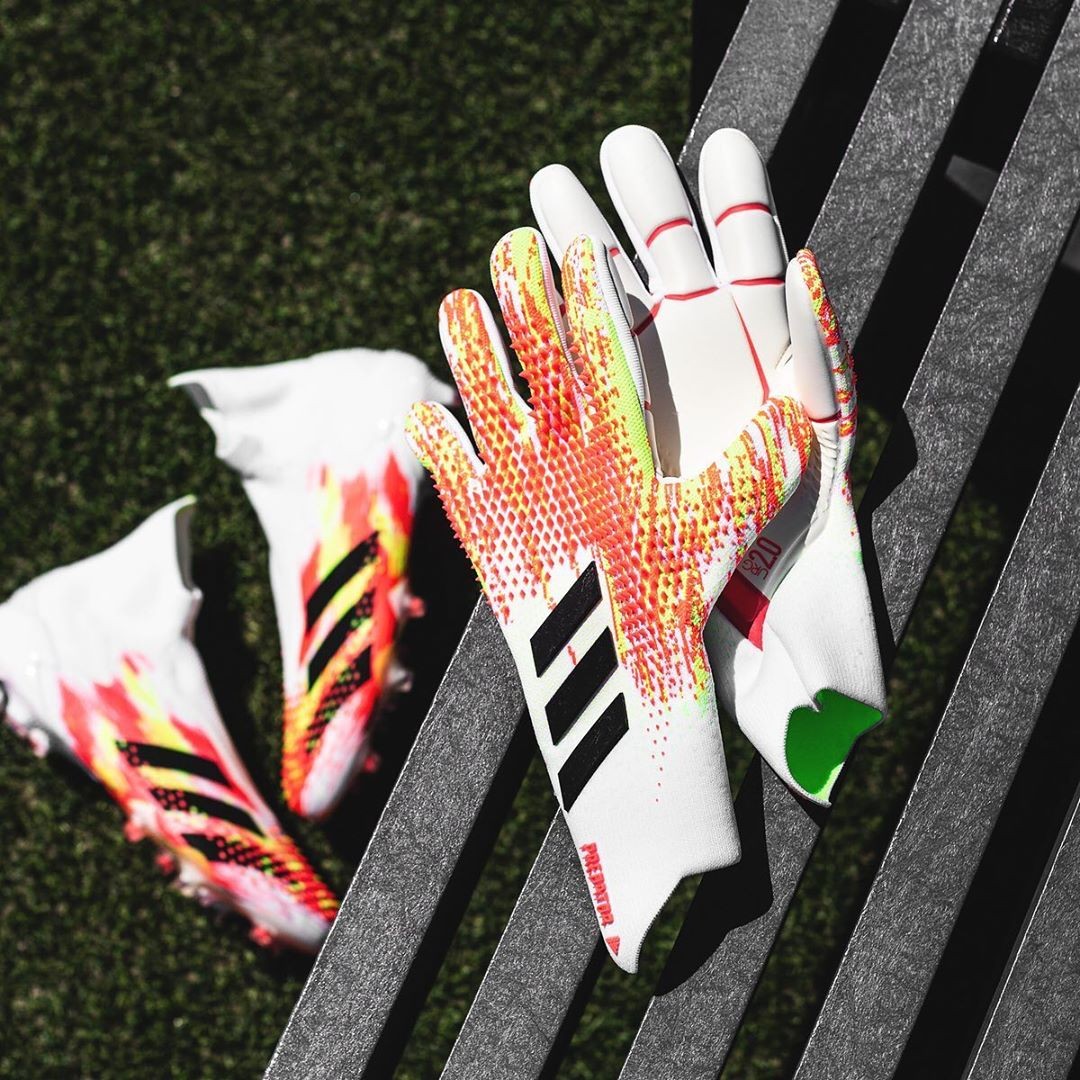 adidaspredatorglpro门将手套