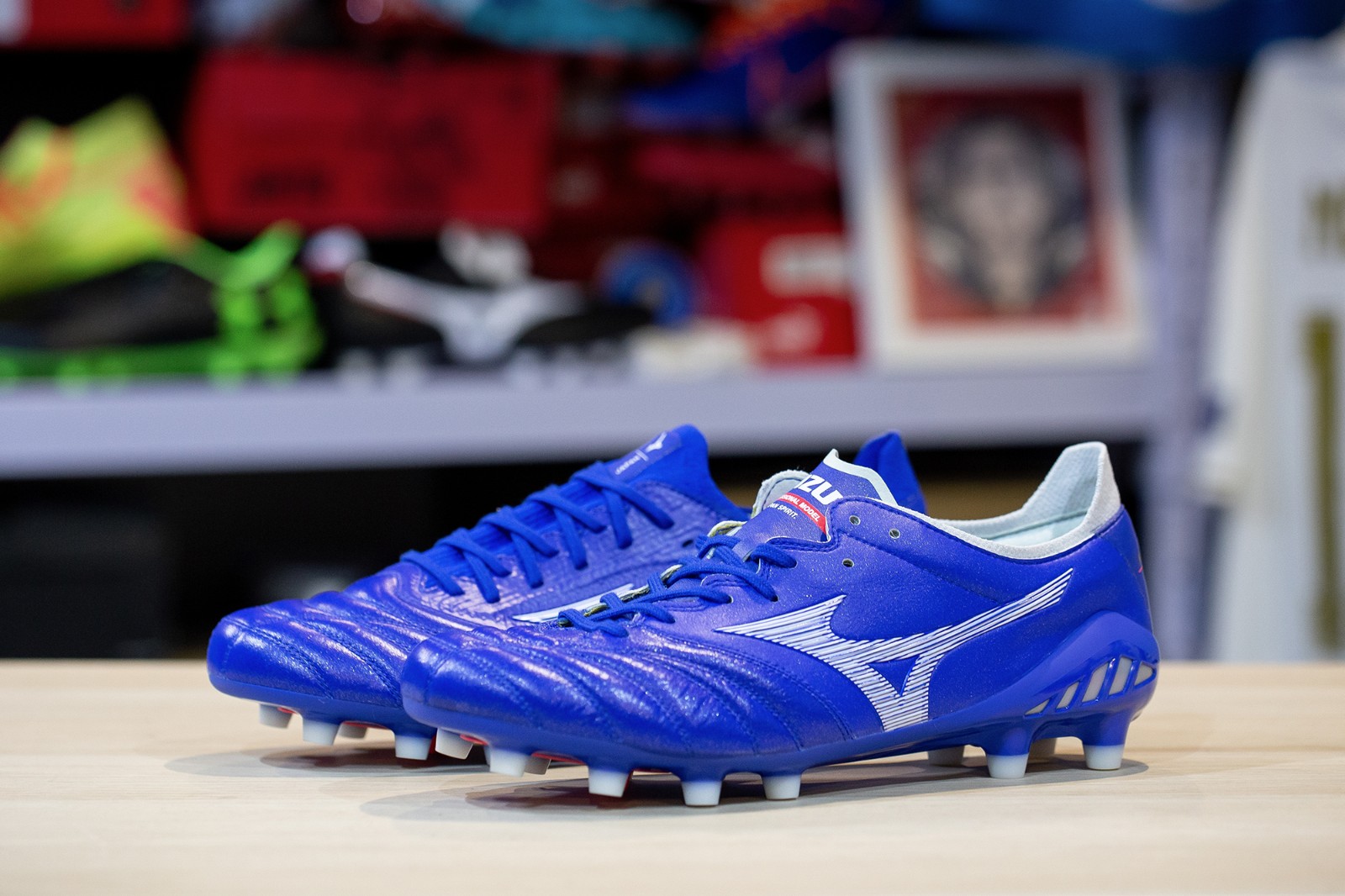 morelia neo iii japan 足球鞋官方售价:2380元球鞋产地:日本球鞋类型